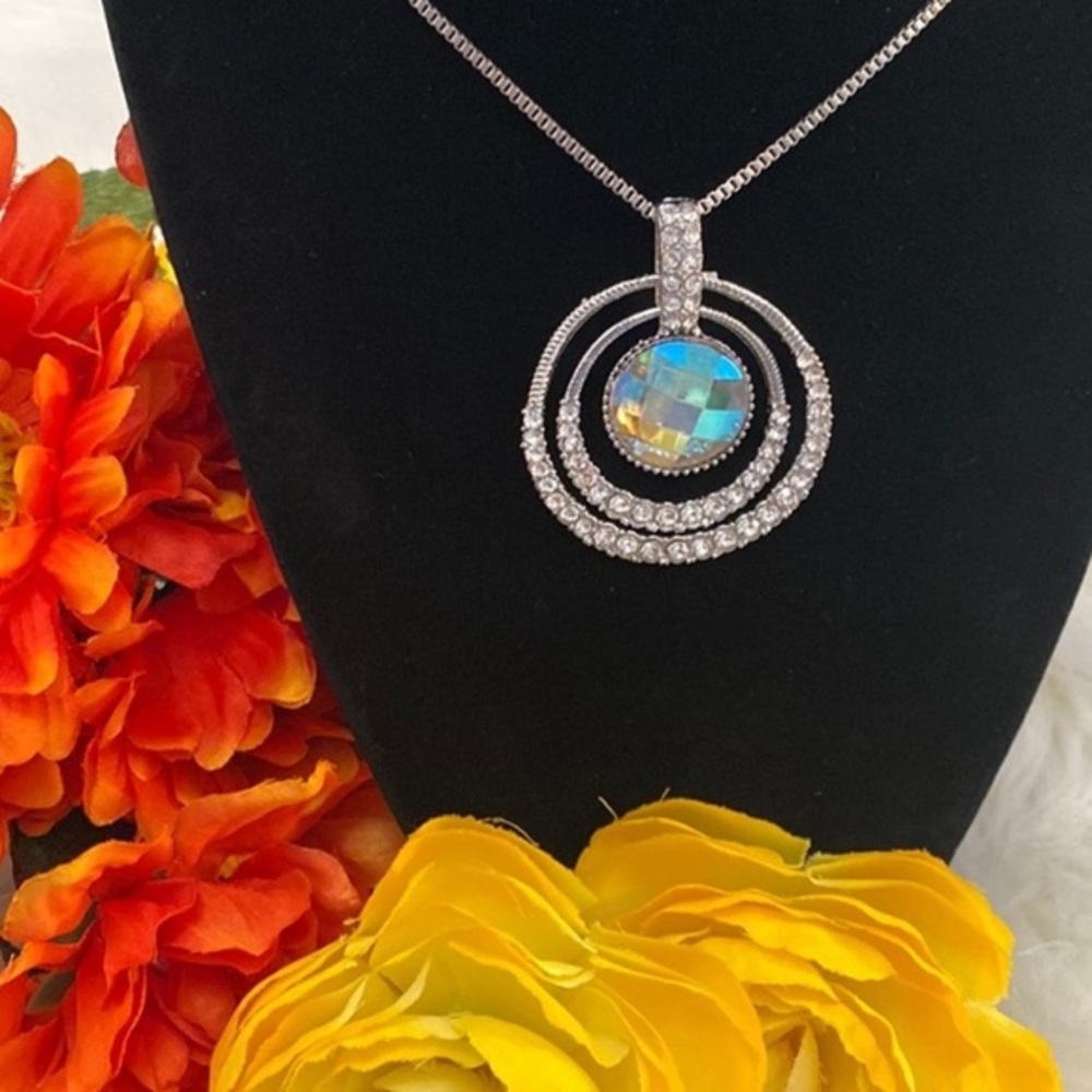 Iridescent Gemstone Pendant Necklace NEW!